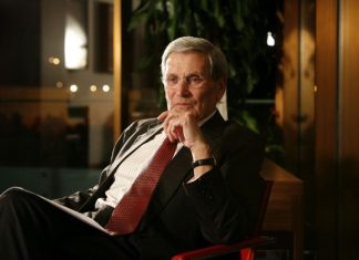 Morreu Belmiro de Azevedo, um dos primeiros ilustres oradores do Forum