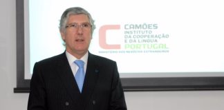 Conferência online com o Exmo Sr. Embaixador de Portugal